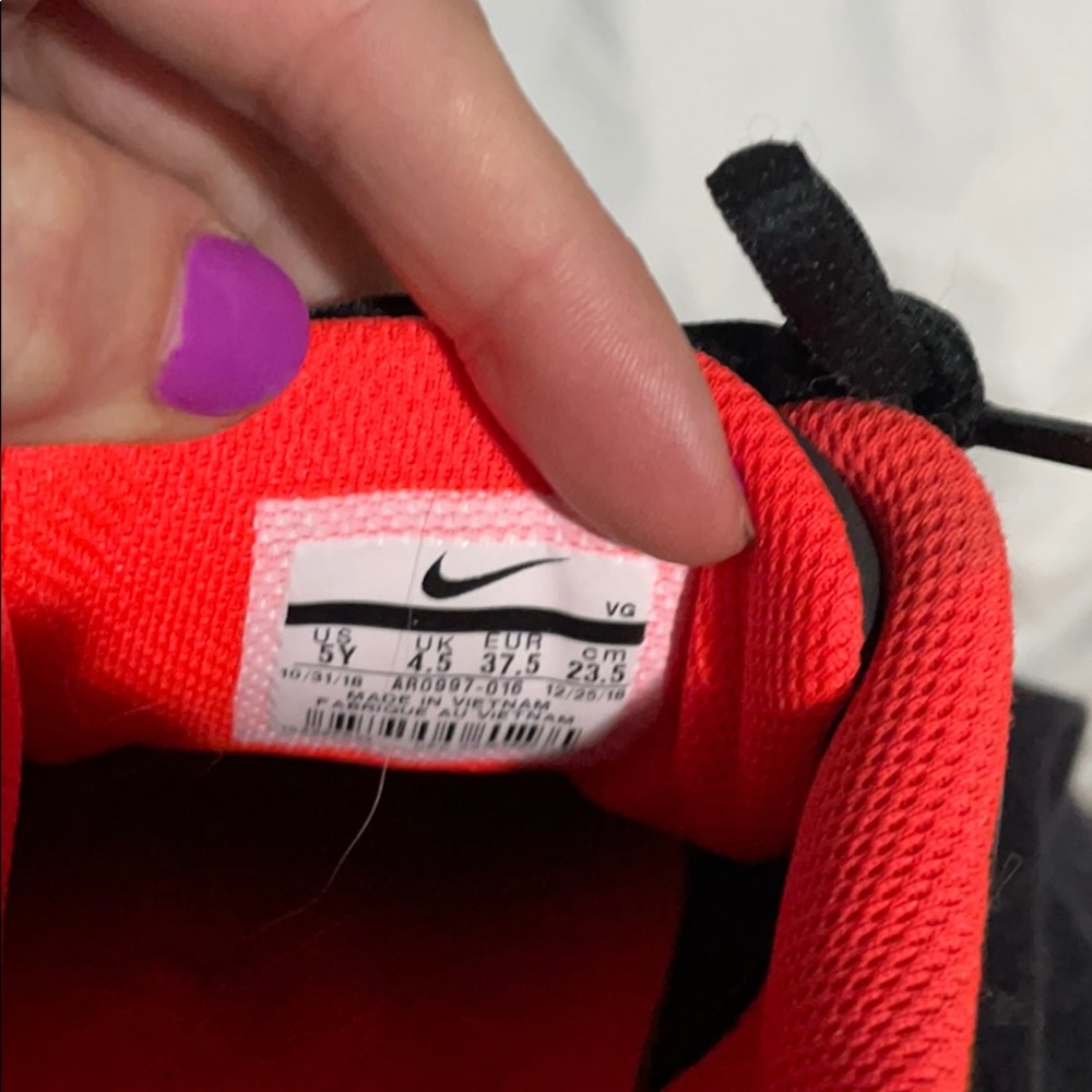 Baseball Cleats - Picture 5 of 6